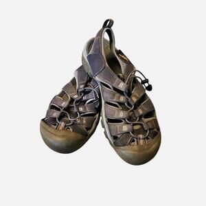 Keen Size 14 brown hiking walking shoes